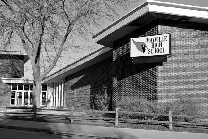 MayvilleHighSchoolWiscNews-200dpi